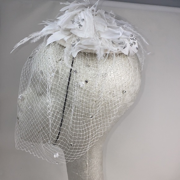 Eric Javits White Wedding Bridal Veil Hat - Picture 5 of 9